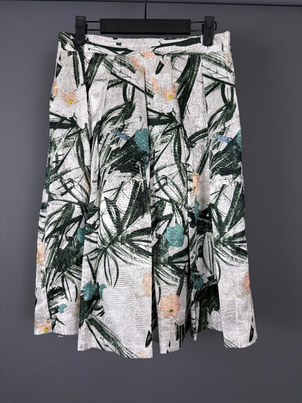 Comme Toi Metallic Floral Jacquard Pleated Midi Skirt M